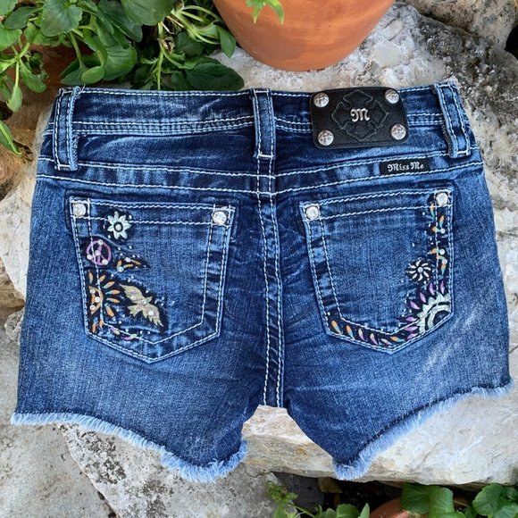 Miss Me Girls Shorts - Love Peace Doves - RARE HTF - Picture 3 of 12
